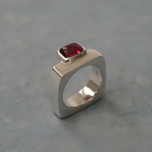 bague carrée tourmaline Esther Hamerla jewelry made in France rose rubellith