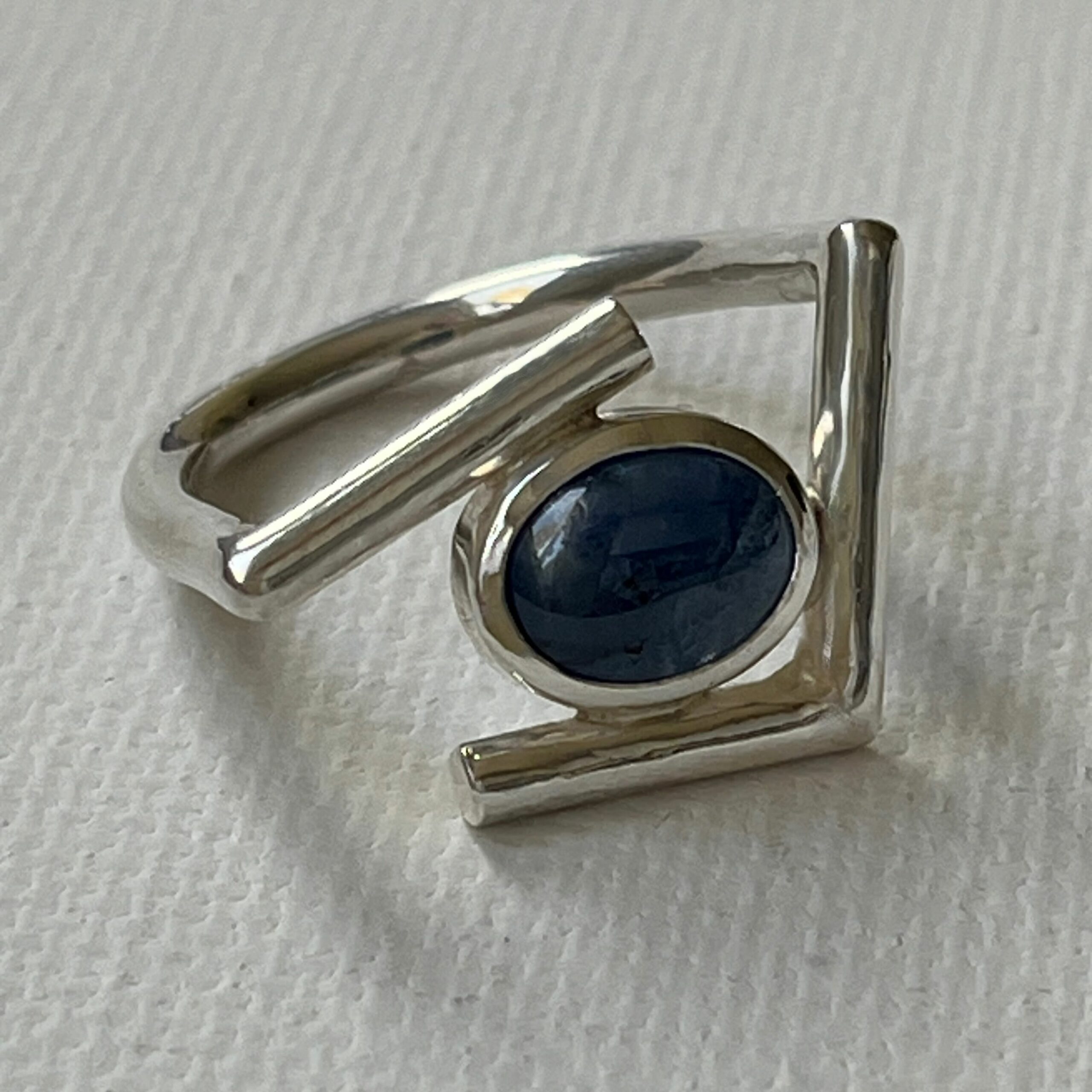 Bague original createur saphir bijou d'argent par Esther Hamerla Velizy Yvelines Versailles Westfield